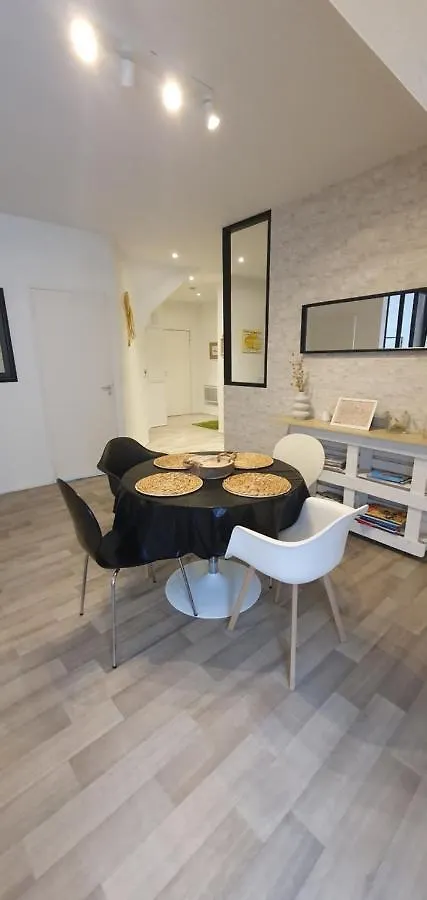 Appartement Rue du Port - Lorient 0*,